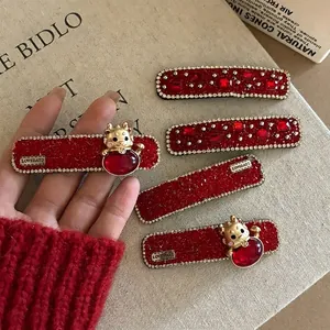 Pince à Cheveux en Strass Rouge Élégante Pince Latérale en Alliage de Dragon du Zodiaque du Nouvel An pour Femmes