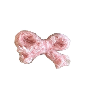 Pince à cheveux nœud rose clair en peluche avec texture douce pour femmes et filles