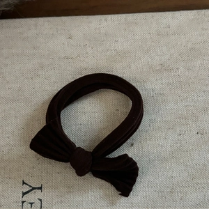 Élastique à cheveux avec nœud marron foncé en maille côtelée pour femmes et filles