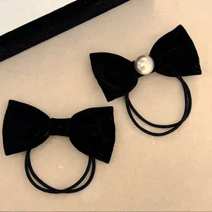 Élastique à Cheveux Élégant avec Nœud en Velours et Künstliche Perle Scrunchie Noir Haute Élasticité pour Femme Mode Quotidienne