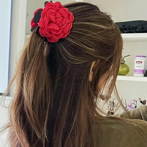Grote Stof Roos Bloem Haarklem Elegante 3D Florale Haaienclip En Scrunchie Voor Dames Meisjes Vintage Haaraccessoires