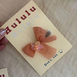 Pince à cheveux nœud en mousseline rose avec perle fleur pour filles sur carte cadeau