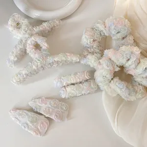 Set accessori per capelli in chiffon floreale con molletta grande e elastico scrunchie