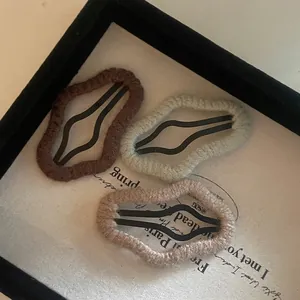 Handmade Fabric Cloud Shape Hair Clips Knitted Flocking BB Clips For Women Autumn Winter Fashion Hair Accessories