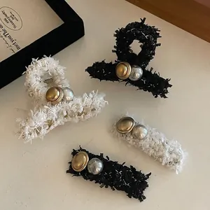 Pince à Cheveux Élégante en Tweed Pince Griffe Pince BB Avec Boutons Vintage Or Argent Künstliche Perles Noir Blanc Accessoires Cheveux