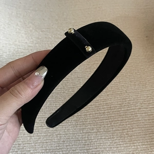 Elegant thick black velvet headband with golden metal beads decoration for women