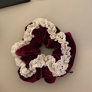 Red velvet scrunchie with beige lace trim and high elasticity for women hairstyles