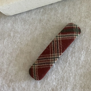 Plaid BB hair clip with red and black tartan fabric pattern for women styling