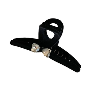 Elegant black velvet claw clip with heart-shaped crystal rhinestones for hair