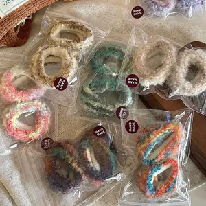 Chouchous Dégradés en Laine Mohair Faits à la Main Accessoires de Cheveux Doux et Mode pour Femmes