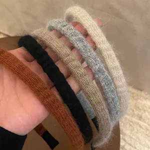 Vintage Autumn Winter Pleated Knitted Fabric Headband For Women Anti-Slip Thin Hair Band Handmade Commuter Hair Accessories