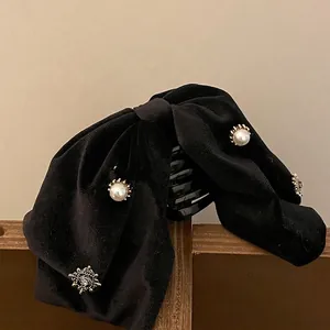 Vintage Velvet Bow Hair Claw Clip With Faux Artificial Pearl Rhinestone Elegant French Style Hair Accessories For Women Daily Party