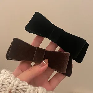 Vintage Velvet Bow Hair Clip For Women Elegant Handmade Spring Clip Flocking Bowknot Headdress Fashion Styling Accessories