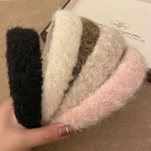 Women Minimalist Plush Padded Headband Solid Color Soft Faux Fur Hair Band Wide Thickened Autumn Winter Headwear Hair Accessories
