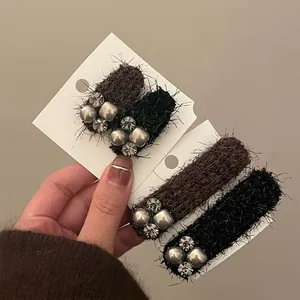 Vintage Plush Fabric Hair Clip With Faux Artificial Pearl Rhinestone Elegant Black Brown Duckbill Side Clip Hair Accessories For Women
