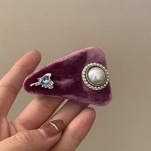 Vintage deep purple velvet hair clip with zircon accents and pearl detail for women