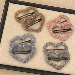 Handmade Yarn Wrapped Heart Hair Clip Minimalist Metal BB Side Clips Fashion Headwear For Women Autumn Winter Hair Accessories