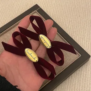 Vintage Rot Samt Schleife Haarspange Gold Metall Handgefertigt Französisch Stil Seitenclip Elegant Damen Haarschmuck