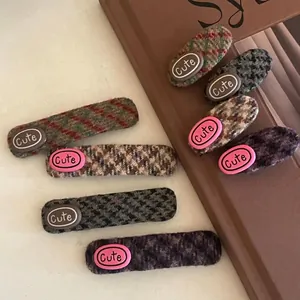 Sweet Plaid Woolen Hair Clip For Women Retro Checked Fabric BB Clip Elegant Autumn Winter Hair Accessories With Cute Letter Patch