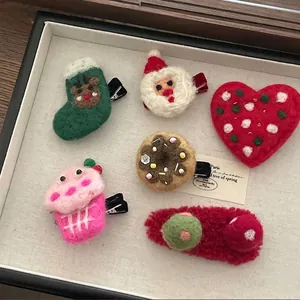 Pinces à Cheveux en Feutre de Laine Faites à la Main Mignonnes Chaussettes de Noël Beignet Cupcake Cœur Pinces à Bec de Canard Accessoires Cheveux Femmes