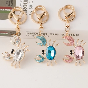 Porte-clés Crabe en Alliage Strass Mignon Pendentif de Sac Animal 3D Vif Bijou de Sac en Cristal Plaqué Or Pour Femmes