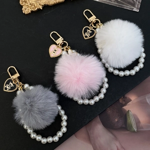 Mignon Porte-clés Boule de Fourrure Pendentif Ours Cœur Chaîne Künstliche Perles Trèfle Bijou de Sac Femme Fille Cadeau Bijoux