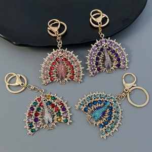 Luxury Rhinestone Peacock Keychain Alloy Enamel Animal Bag Pendant For Women Sparkling Crystal Key Ring Fashion Jewelry Gift