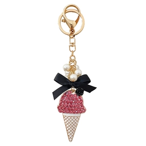 Porte-clés crème glacée strass rose avec perles blanches et nœud en soie noire