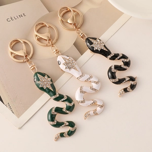 Creative Snake Shape Enamel Rhinestone Keychain Alloy Animal Keyring Luxury Bag Pendant Accessory For Women Jewelry Birthday Gift