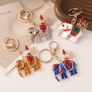 Porte-clés éléphant coloré en alliage avec strass et émail pour sacs et accessoires
