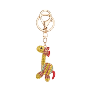 Portachiavi giraffa con strass colorati su base in metallo dorato e chiusura a moschettone