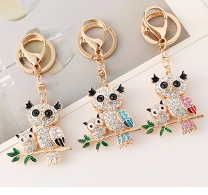 Détails des porte-clés hibou sertis de diamants en alliage doré avec cristaux colorés