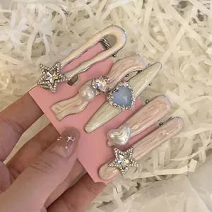 Pinces à Cheveux Douces Rose Galaxie Pailletées Cœur Étoile Strass Fausse Künstliche Perle Alliage Pinces Bec de Canard pour Femme Accessoires