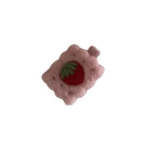 Cute pink wool felt fruit strawberry biscuit hair clip for girls and toddlers