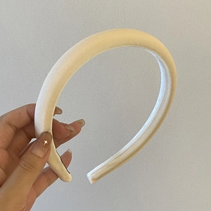 Serre-tête épais en velours beige pour femme, accessoire de cheveux minimaliste