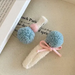 Linda Pinza para el Pelo con Pompones de Lana de Cordero Clip de Pico de Pato de Fieltro Suave Horquillas para Niñas Mujer