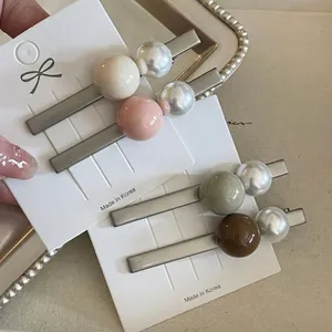 Pince à Cheveux Coréenne Minimaliste Boule Géométrique Künstliche Perle Élégante Pince Bec de Canard en Métal pour Femmes Accessoire