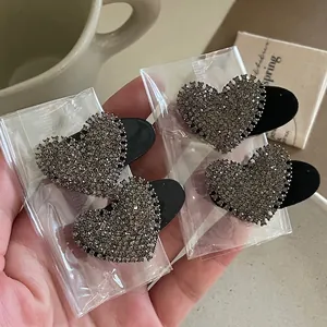Ensemble de pinces à cheveux vintage en forme de cœur avec strass noirs pour femmes
