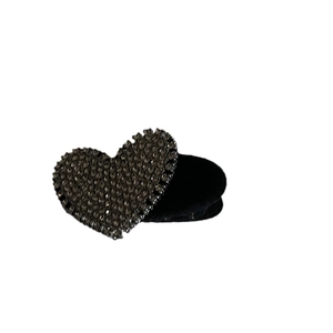 Barrette coeur vintage française avec strass gris foncé sur base en velours noir