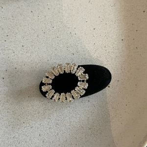 Barrette à cheveux rétro en velours français avec boucle carrée en cristal pour femmes