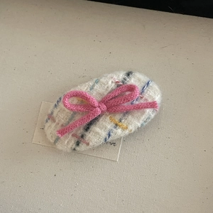 Korean style pink yarn bow hair clip on white tweed fabric base for women and girls