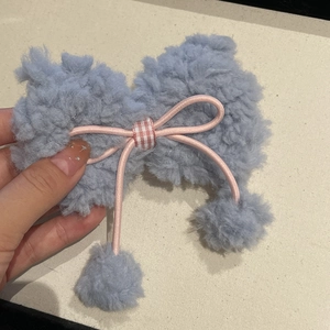 Fermaglio per capelli con fiocco blu in peluche e pompon morbidi per ragazze