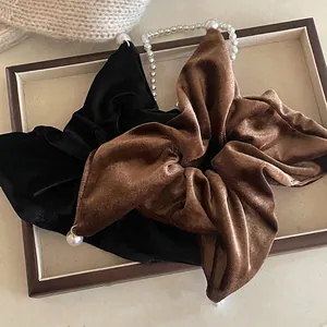 Chouchou en Velours Vintage Français Avec Pendentif en Künstliche Perle Fausse Noir Café Élastique à Cheveux Élégant pour Femmes