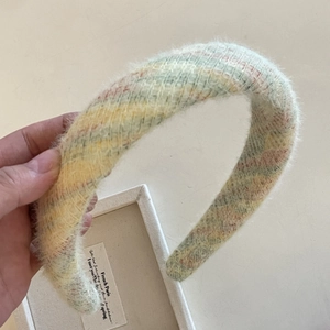 Serre-tête en peluche à carreaux pastel avec rayures colorées pour volume élevé