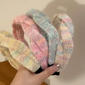 Bandeau Torsadé en Fil Douce Peluche Style Français pour Femmes Serre-tête en Tricot Moucheté Multicolore Élégant Accessoires Cheveux