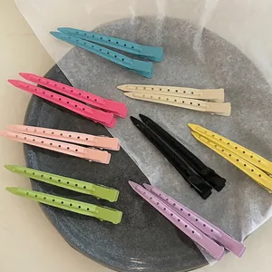 Lot de barrettes Y2K colorées avec motif ajouré pour la coiffure et le volume