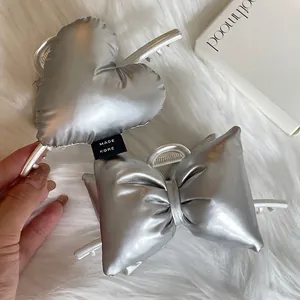 Pinza per Capelli a Cuore Imbottita in Argento Metallizzato Grande Fermaglio a Fiocco in Metallo per Donna Accessori per Capelli Stile Y2K
