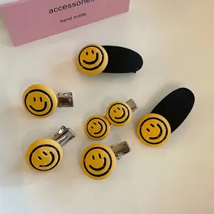 Fermaglio per Capelli Coreano Giallo Con Faccina Sorridente Clip a Becco d'Anatra in Metallo Opaco per Donna Ragazza Accessori per Capelli