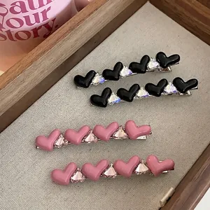 Koreanischer Sweet Cool Herz Haarclip Legierung Metall Pony Clip Mit Harzherzen Strass Dekor Für Damen Alltagszubehör