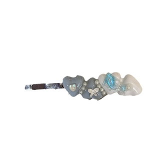 Y2K aesthetic blue heart hair clip with pearls and metal butterfly decoration